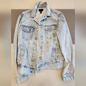 Forever 21 men jean jacket size M